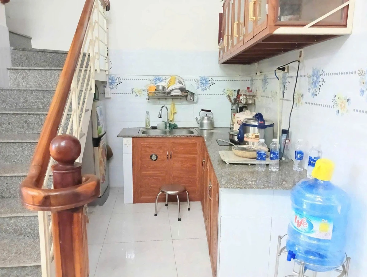 Bán nhà hẻm Nguyễn Tất Thành, 40,8m2, 2 tầng, Quy Nhơn - Ảnh thu nhỏ 2