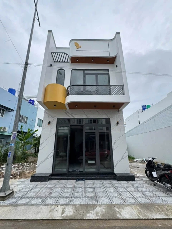 Nhà phố 1 trệt 1 lầu 80m² Rạch Giá - 3,35 tỷ