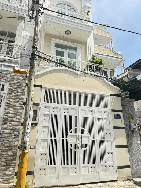 Bán dãy trọ 10m mặt tiền, 200m2 xây dựng, 5,35 tỷ Nhà Bè hem32m