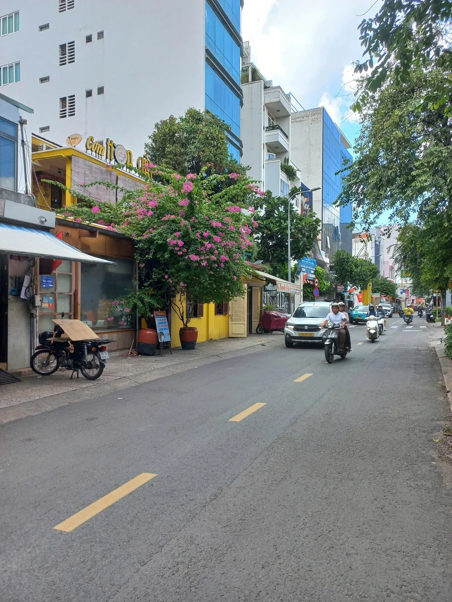 Bán nhà 3 tầng 3,6x10,4m Trần Quốc Toản, Quận 3, gần chợ Tân Định, giá 7,8 tỷ - Ảnh 1