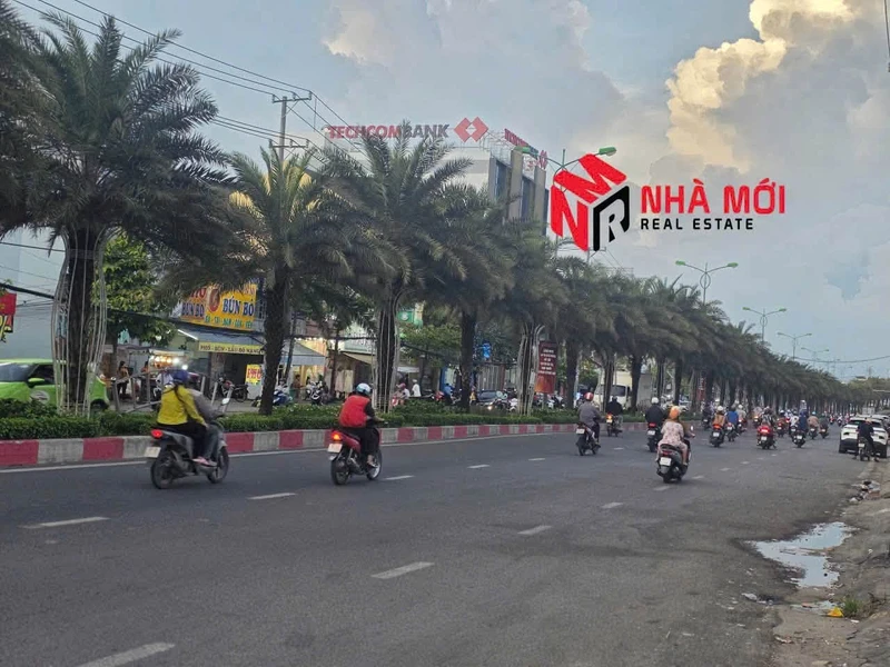 Bán nhà mặt tiền Nguyễn Tất Thành Cà Mau 500m² 52 tỷ