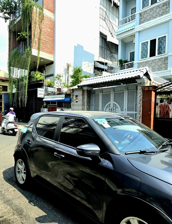 Bán nhà đất mặt tiền Trần Phú Huế 420m2 89 tr/m² mattien