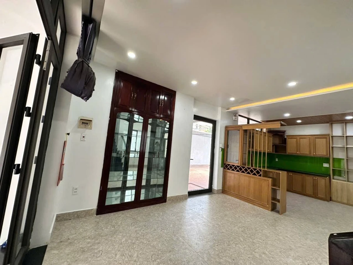 Bán nhà mặt tiền Đặng Văn Ngữ Huế 185m², 4 phòng, 7 tỷ - Ảnh thu nhỏ 3