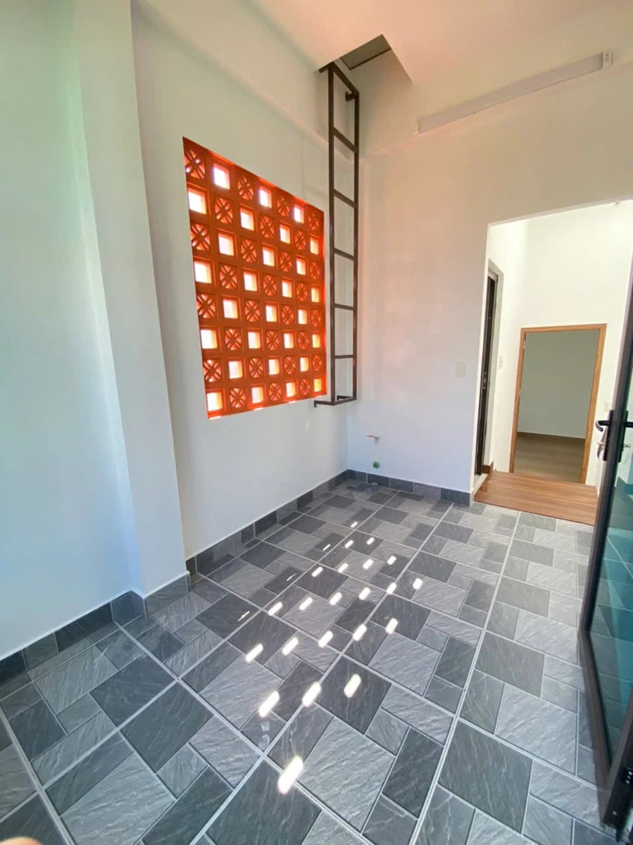 Bán nhà 3 PN 41m² mặt tiền Tống Duy Tân, Hải Phòng 2,79 tỷ - Ảnh thu nhỏ 2