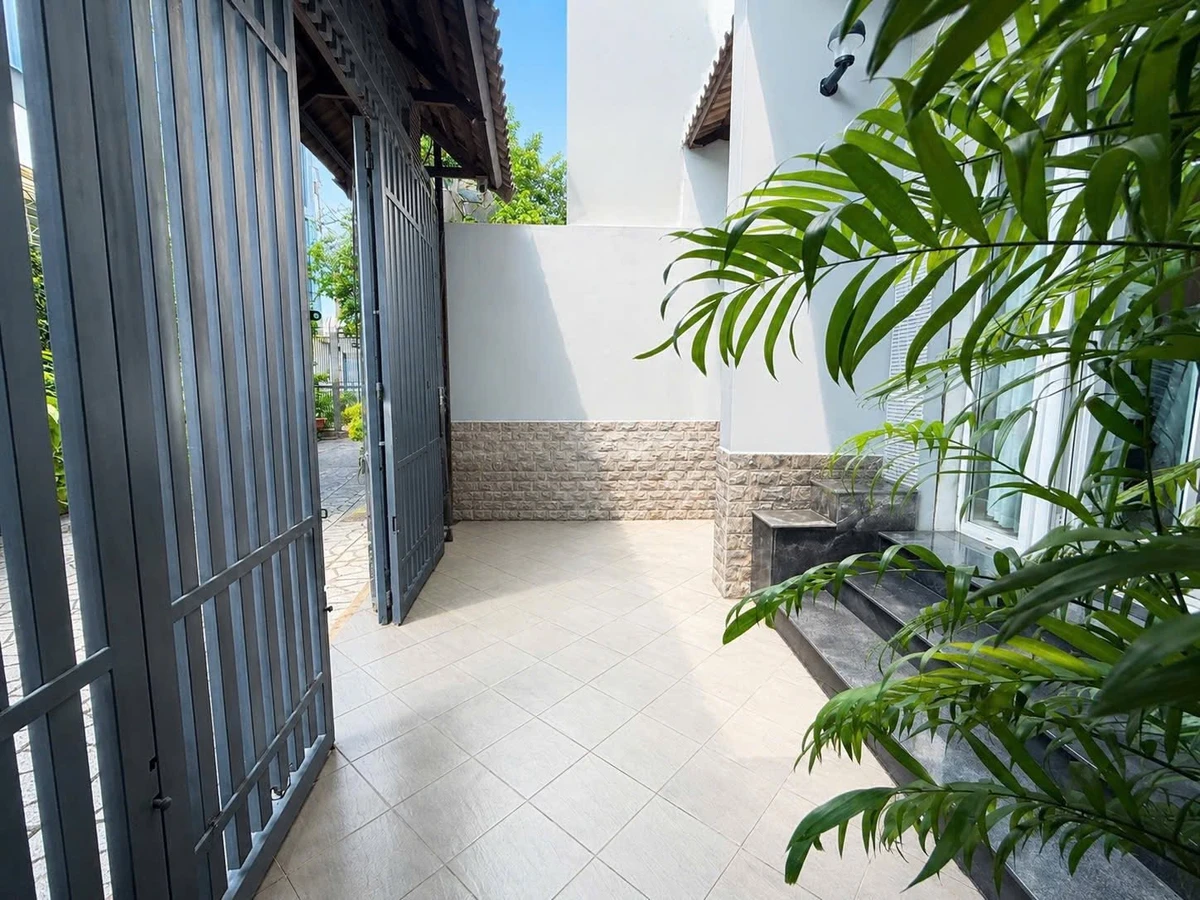 Bán nhà 3 tầng 85m2 gần Emart, sân bay Tân Bình - Ảnh thu nhỏ 4