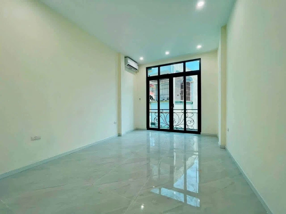 Bán nhà 6 phòng ngủ 60m² Lê Quang Đạo, thang máy 11 tỷ - Ảnh thu nhỏ 4