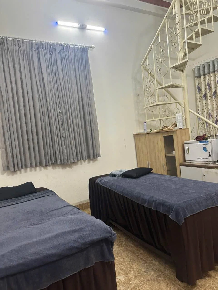 Bán nhà mặt tiền 129m² 3PN Quận 1 giữa Y Moan - Đồng Khởi - Ảnh thu nhỏ 3