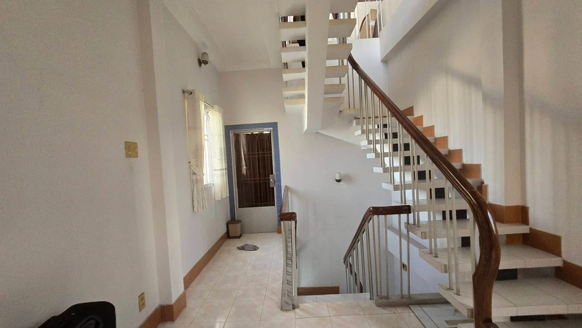 Bán nhà 4 tấm 76m2 mặt tiền Phạm Văn Thuận Quận 12, giá 7 tỷ - Ảnh thu nhỏ 2