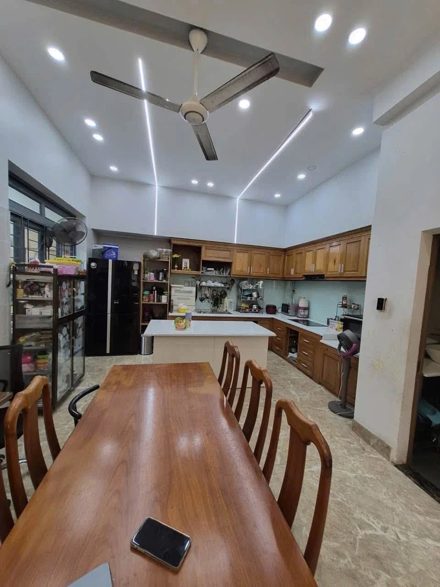 Bán nhà 3 tầng 96.3m² Đường 102 Tăng Nhơn Phú A 7 tỷ 8 - Ảnh thu nhỏ 3