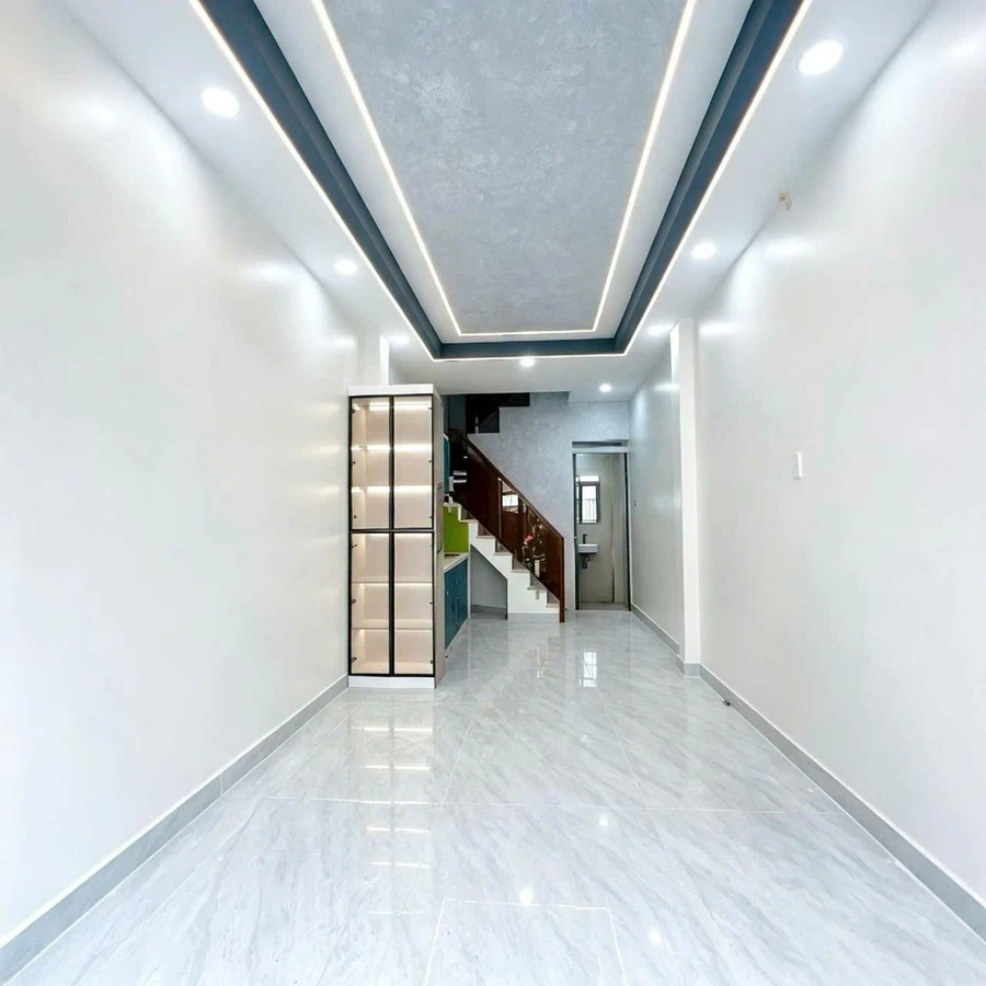 Bán nhà phố Quận 4, 23.1m², 3 tầng, 5.3 tỷ - Ảnh thu nhỏ 2