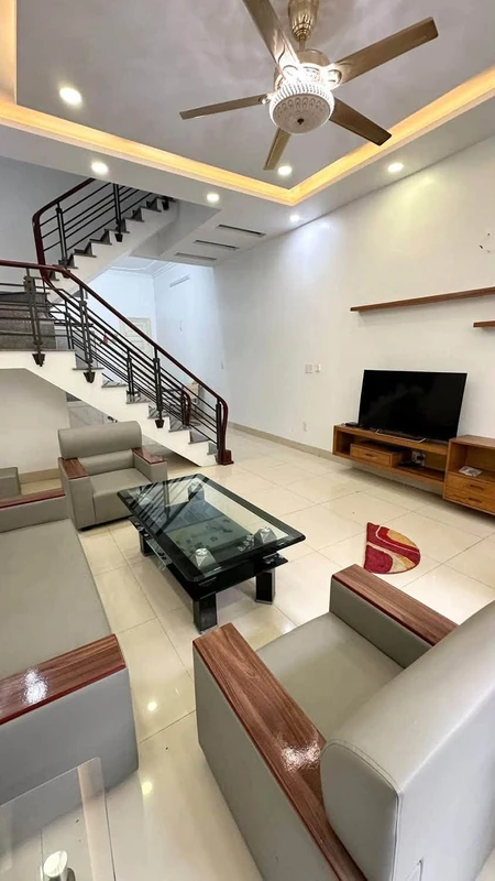 Bán nhà độc lập 3 tầng 61m2, ngõ ô tô, giá 3,6 tỷ tại Trang Quan, An Dương