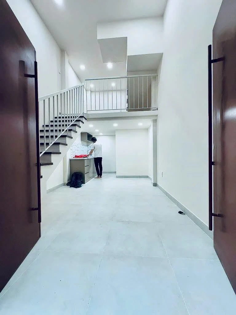 Bán nhà 3 tầng 20,4m² hẻm 1 Tôn Đản, gần Vĩnh Khánh, Quận 4, giá 3 tỷ nhỉnh - Ảnh thu nhỏ 2