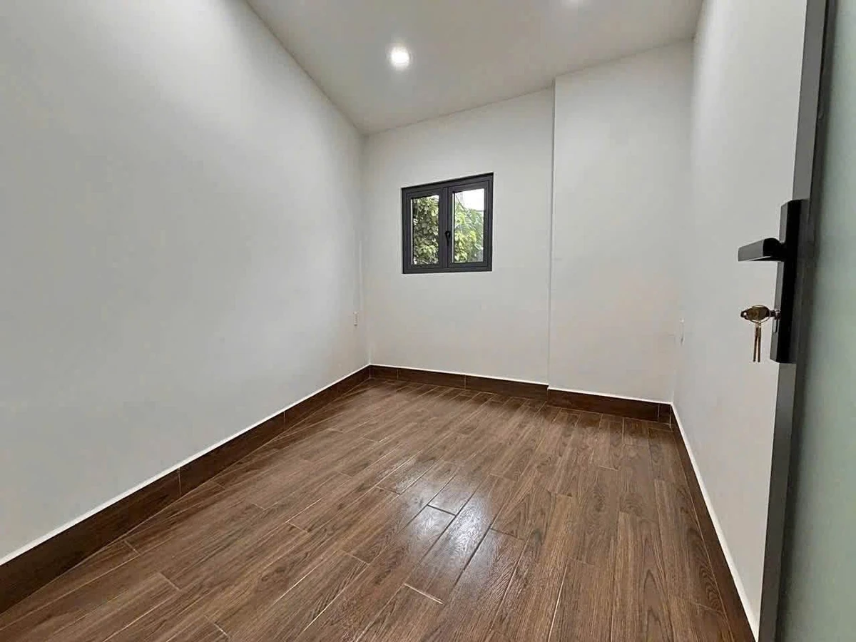 Bán nhà hẻm xe hơi Lạc Long Quân 29m2 2 tầng 2PN, Phường 10, Tân Bình, giá 4,86 tỷ - Ảnh thu nhỏ 3