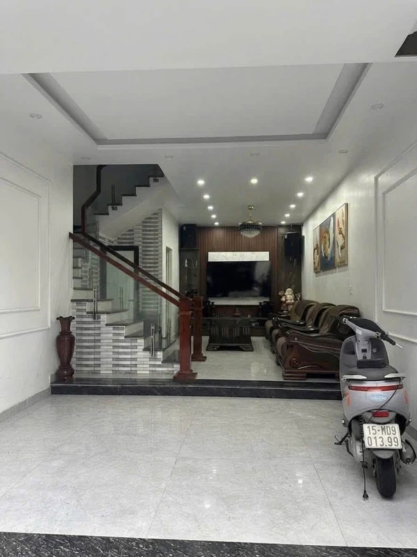 Bán nhà 4 tầng 70m² 5 phòng ngủ Lê Chân 5 tỷ