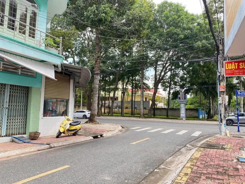 Bán nhà mặt tiền Tú Mơ Bà Rịa 100m² 5 tỷ 350