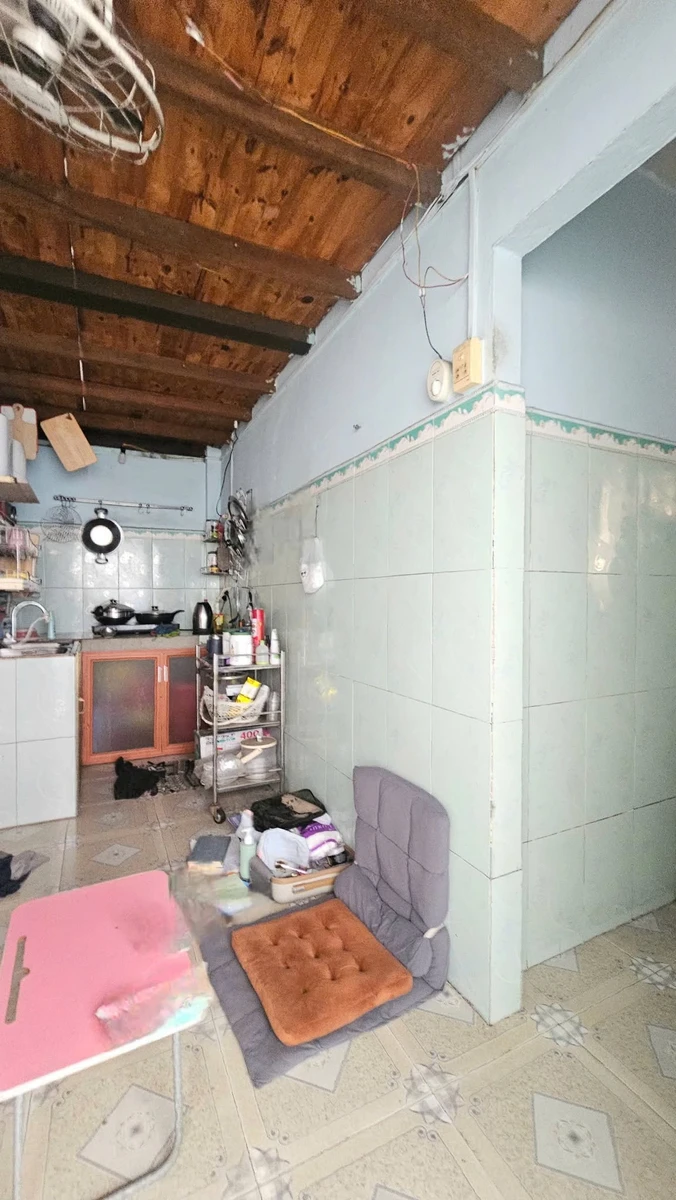 Bán nhà mặt tiền Nguyễn Văn Bứa, Hóc Môn, nhà cấp 4 có 5 phòng trọ, giá 5,98 tỷ - Ảnh thu nhỏ 2
