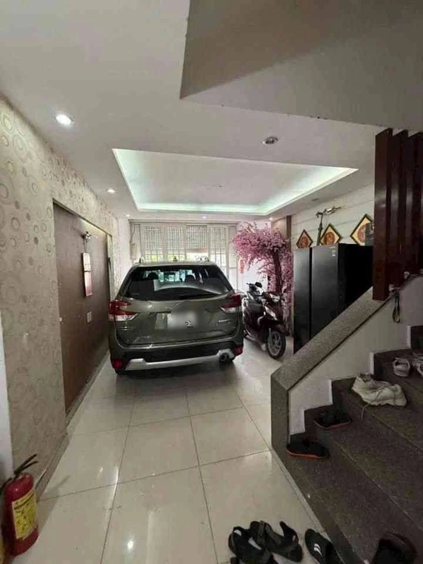Bán nhà 2 tầng 86m2 sát An Thượng, gần biển Mỹ Khê, Đà Nẵng, giá 9 tỷ 5m50