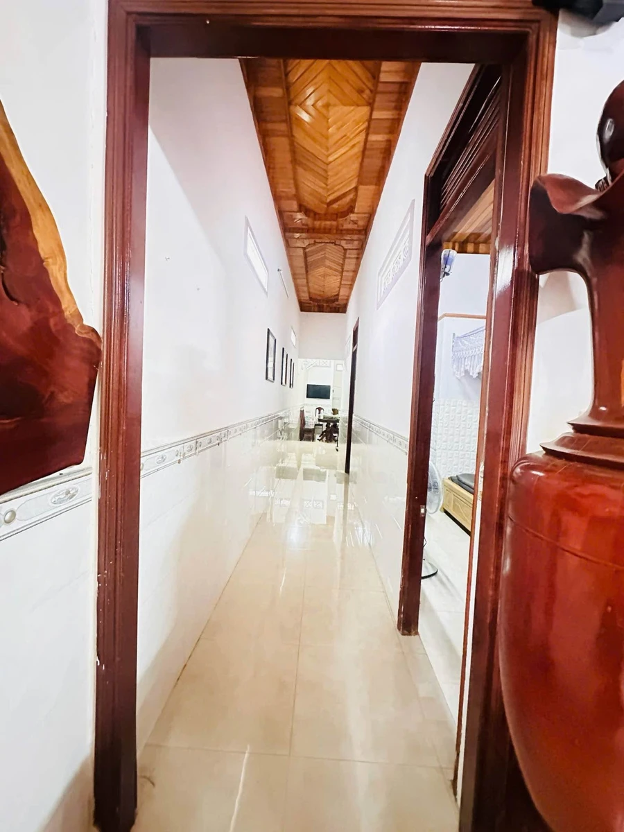Bán nhà 11x23m, 2 phòng ngủ, sân vườn Bình Tân, giá 3 tỷ - Ảnh thu nhỏ 2