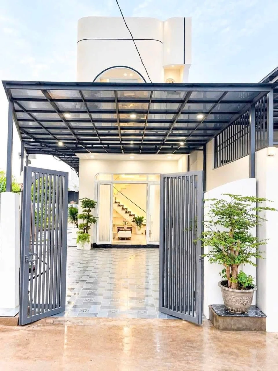 Bán nhà sân vườn 240m² Trương Định, Rạch Giá - Ảnh 1