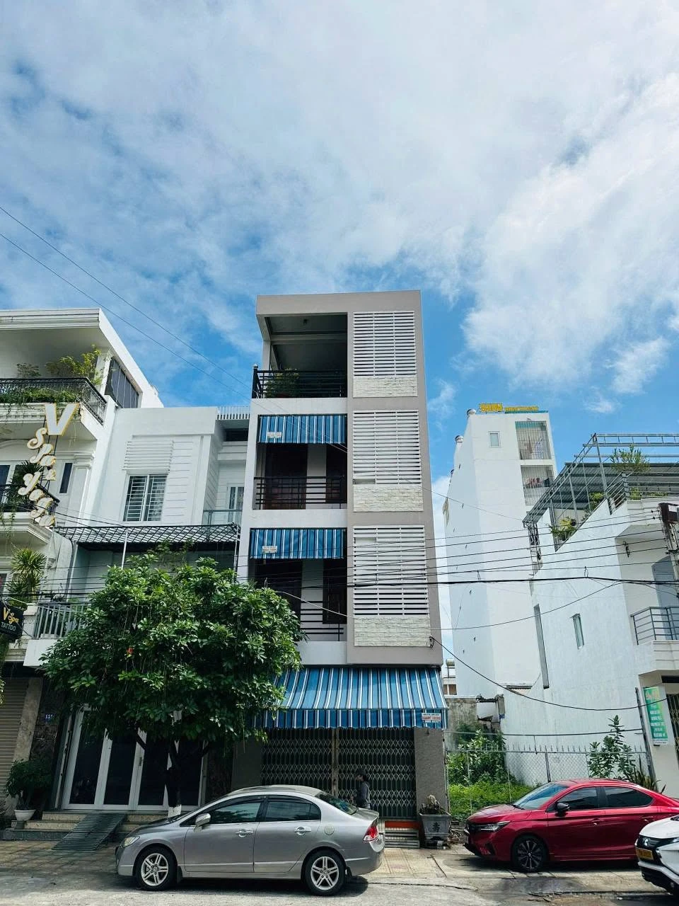 Bán nhà 4 tầng mặt tiền đường Dã Tượng, trung tâm Nha Trang, 102,7m², 13,5 tỷ - Ảnh 1