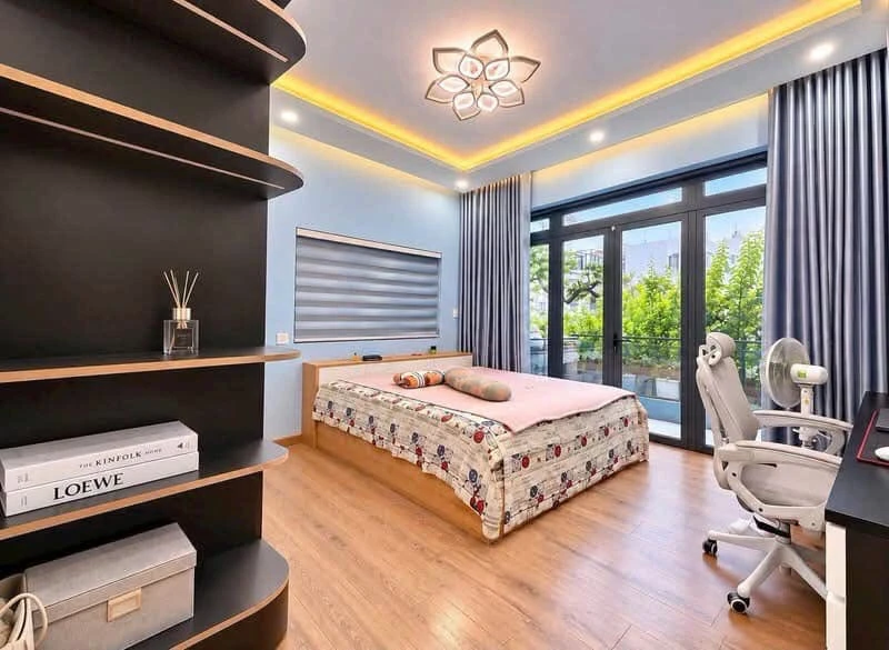 Bán nhà 4 tầng góc 2 mặt tiền 52m2 Dương Đình Hội - Ảnh thu nhỏ 2
