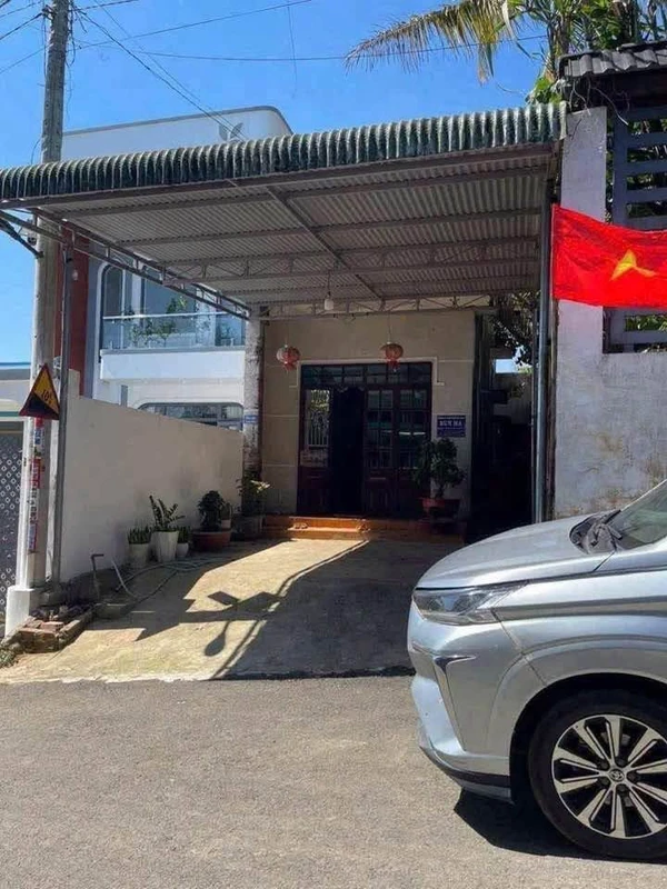 Bán nhà hẻm 293 Hùng Vương, 140m2 thổ cư, 2 phòng ngủ, giá 1,4 tỷ, xã Bảo Lâm 1