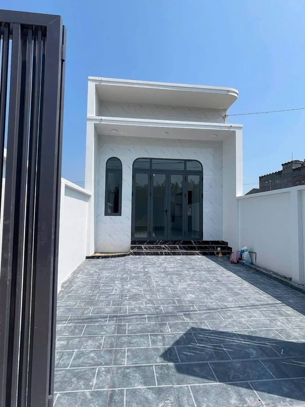 Bán nhà 2 phòng ngủ 100m² Phường Đồng Xoài, giá 1 tỷ