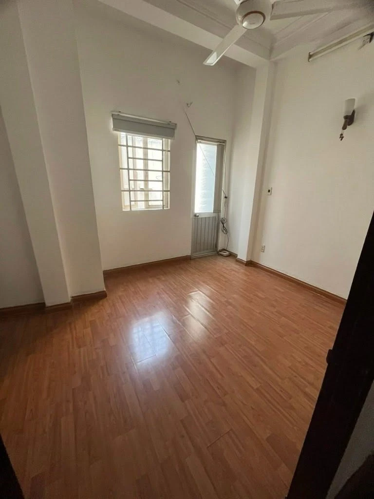 Bán nhà hẻm xe hơi 4 tầng 7PN 7WC 60m² Hoàng Hoa Thám Bình Thạnh 7 tỷ - Ảnh thu nhỏ 4
