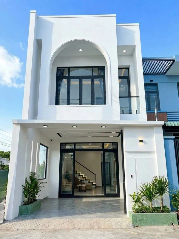 Nhà 1 trệt 1 lầu 3PN góc 2 mặt tiền 160m2 Phan Thiết