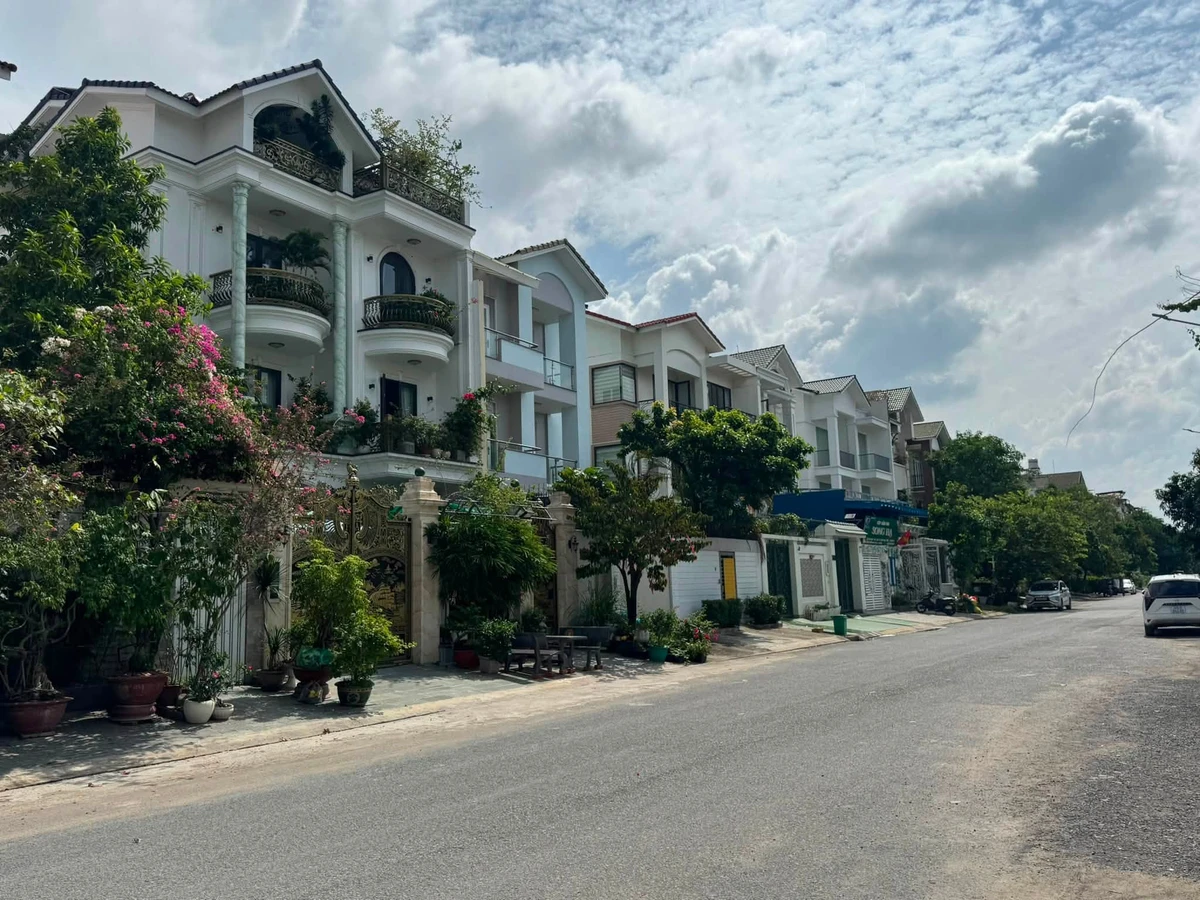 Bán biệt thự 200m2 Đặng Thuỳ Trâm Bình Thạnh - Ảnh thu nhỏ 4