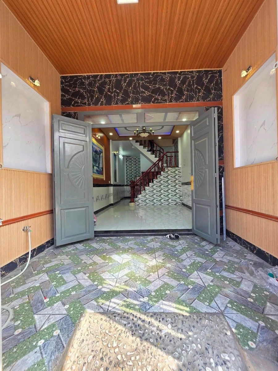 Bán nhà 1 trệt 1 lầu 46,2m2, 3PN, gần chợ Phú Phong, Bình Chuẩn, Thuận An, giá 2,55 tỷ - Ảnh thu nhỏ 3