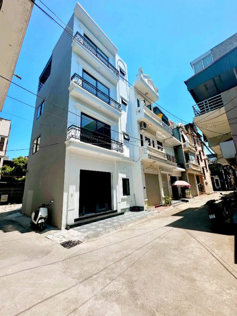 Bán nhà lô góc 4 tầng 45m2 Lê Hồng Phong Quận 5 - Ảnh 1