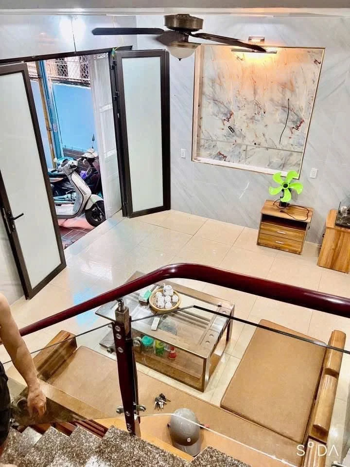 Bán nhà mặt ngõ 3 tầng 50m2 gần Trần Nguyên Hãn - Ảnh thu nhỏ 3