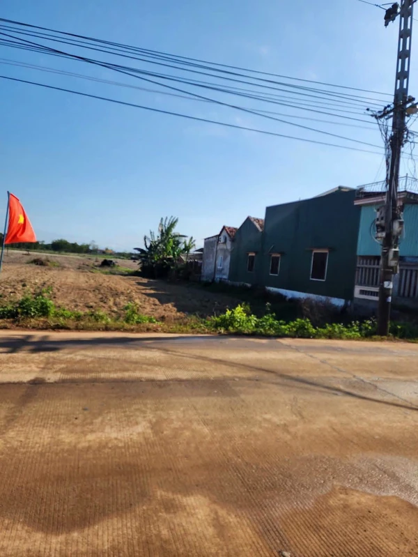 Bán đất thổ cư 500m² mặt tiền 10m Quảng Ngãi