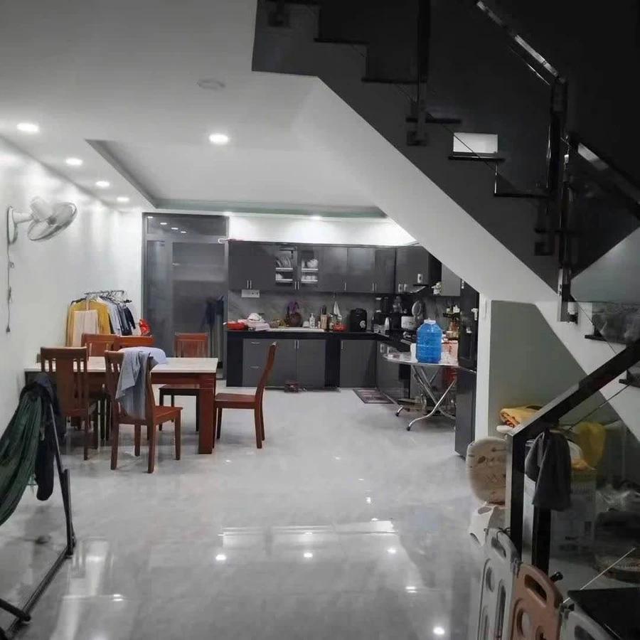 Bán nhà mặt tiền 110m² Bến Lức, Tây Ninh 4,75 tỷ - Ảnh thu nhỏ 4