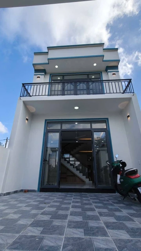 Bán nhà lầu Mỹ Phước 4 100m² 3 PN 2 WC - 2,25 tỷ