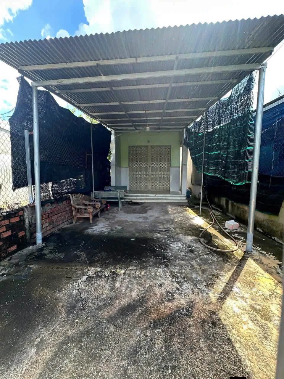 Bán nhà 2 phòng ngủ 100m² Tân Phú 650 triệu - Ảnh 1