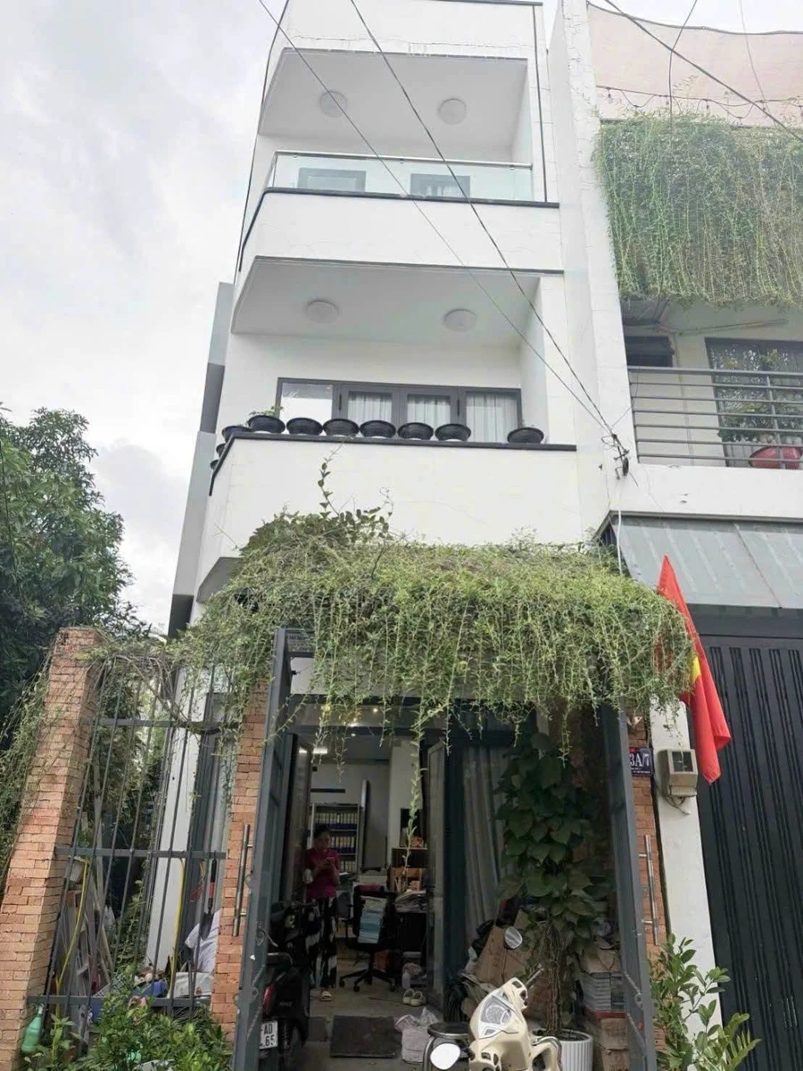 Bán nhà 4 tầng 82m2 sát Vành Đai 2, Tam Bình, Thủ Đức - giá 7 tỷ - Ảnh 1