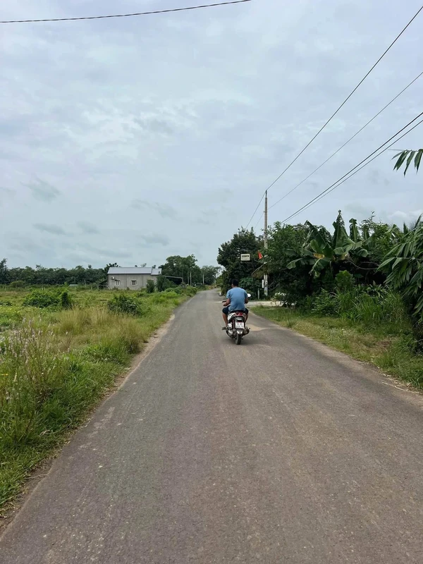 Bán đất 400m² mặt tiền đường 41 Thành Tâm 655 triệu