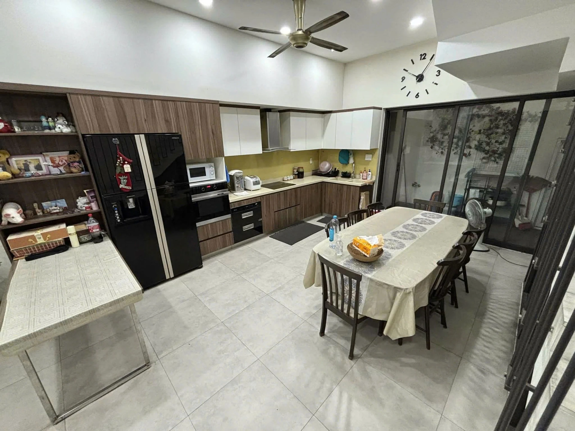 Bán shophouse 80m2 mặt tiền Phường 4 Tân Bình 22 tỷ - Ảnh 1