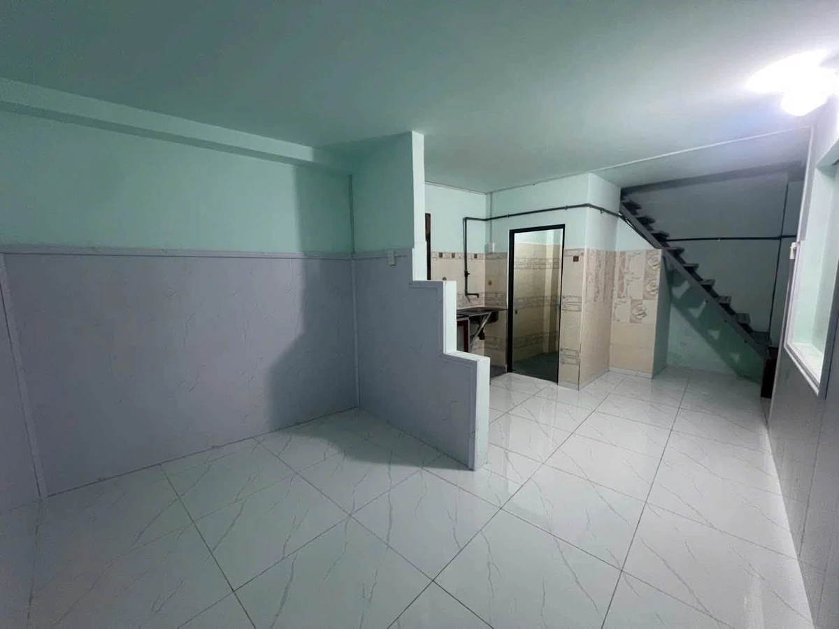 Cho thuê phòng 1 trệt 1 lầu 50m2 giá 2,5 triệu gần đường Bùi Văn Hoà, Phường Long Bình - Ảnh thu nhỏ 4