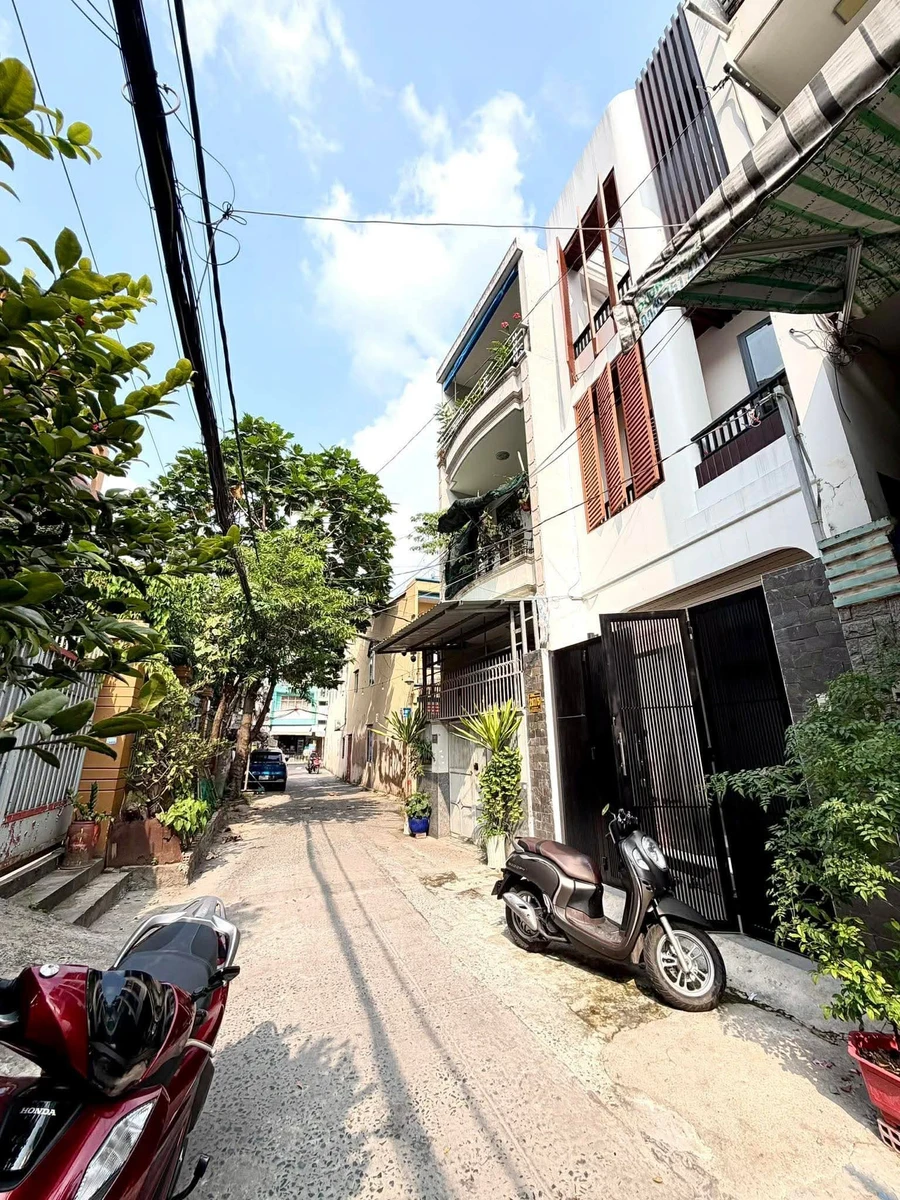 Bán nhà 4x14m Tân Phú, 3 tầng, nội thất full - 9.9 tỷ - Ảnh thu nhỏ 2