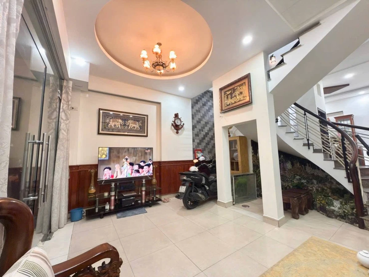 Bán nhà phố 2 tầng 65m2 mặt tiền 8m, Lê Trọng Tấn, 5.7 tỷ - Ảnh thu nhỏ 2