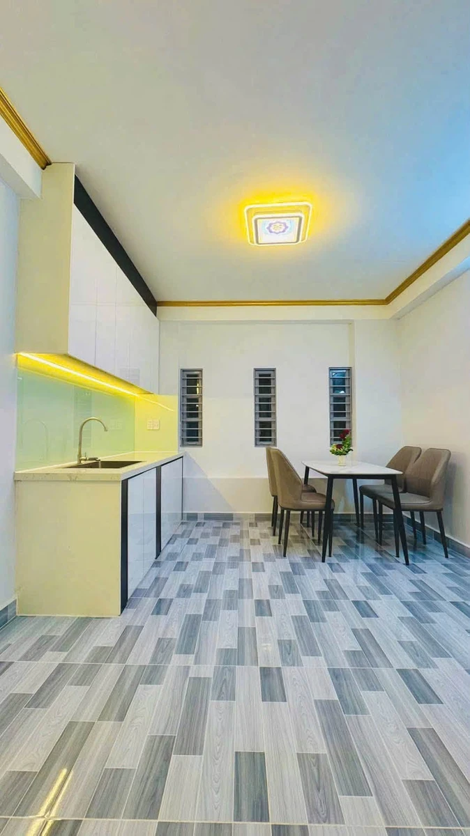 Bán nhà hẻm xe hơi đường Lạc Long Quân Quận 11, 80m2, 4 tầng, 3PN, giá 4,75 tỷ - Ảnh thu nhỏ 3