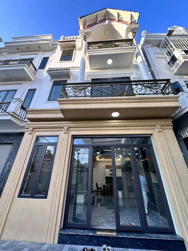 Bán nhà 3 tầng 60m2 Vĩnh Khê, ô tô đỗ cửa, 3,5 tỷ