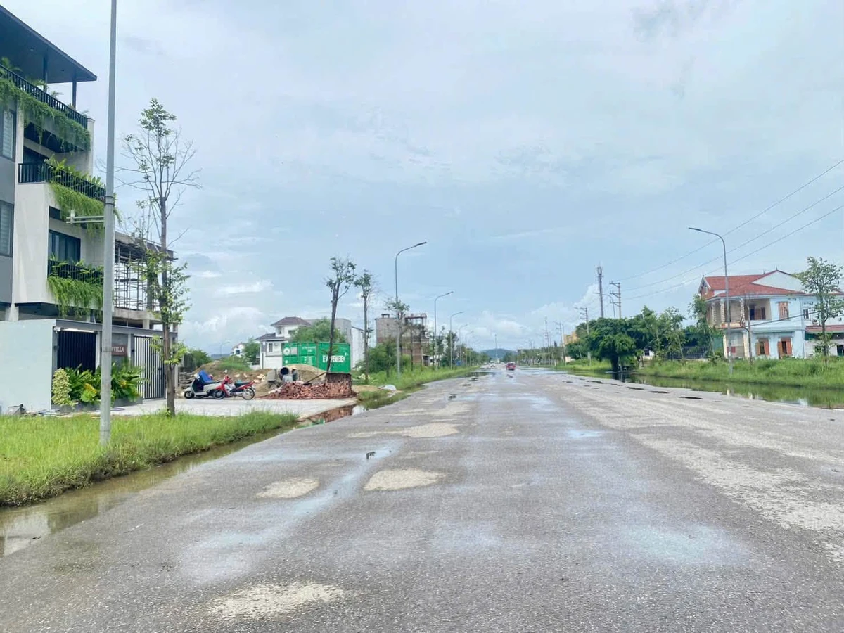 Bán đất mặt đường Nguyễn Huệ Cửa Lò 160m2, 4tỷ930 - Ảnh thu nhỏ 2