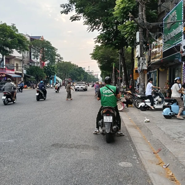 Bán nhà phố 84m2 2 tầng mặt tiền 4m Đà Nẵng Hải Phòng 6,8 tỷ