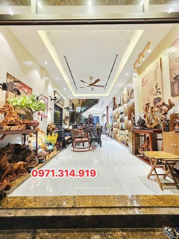 Bán nhà 3 tầng 64m² Xuân Diệu Quy Nhơn 8 tỷ