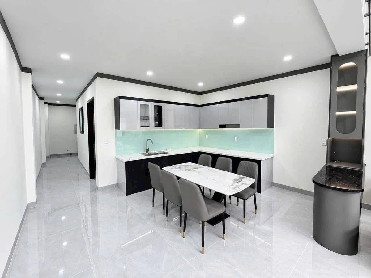 Nhà bán 150m2 3 phòng ngủ gần Công Viên Biên Hùng 3,7 tỷ - Ảnh thu nhỏ 4