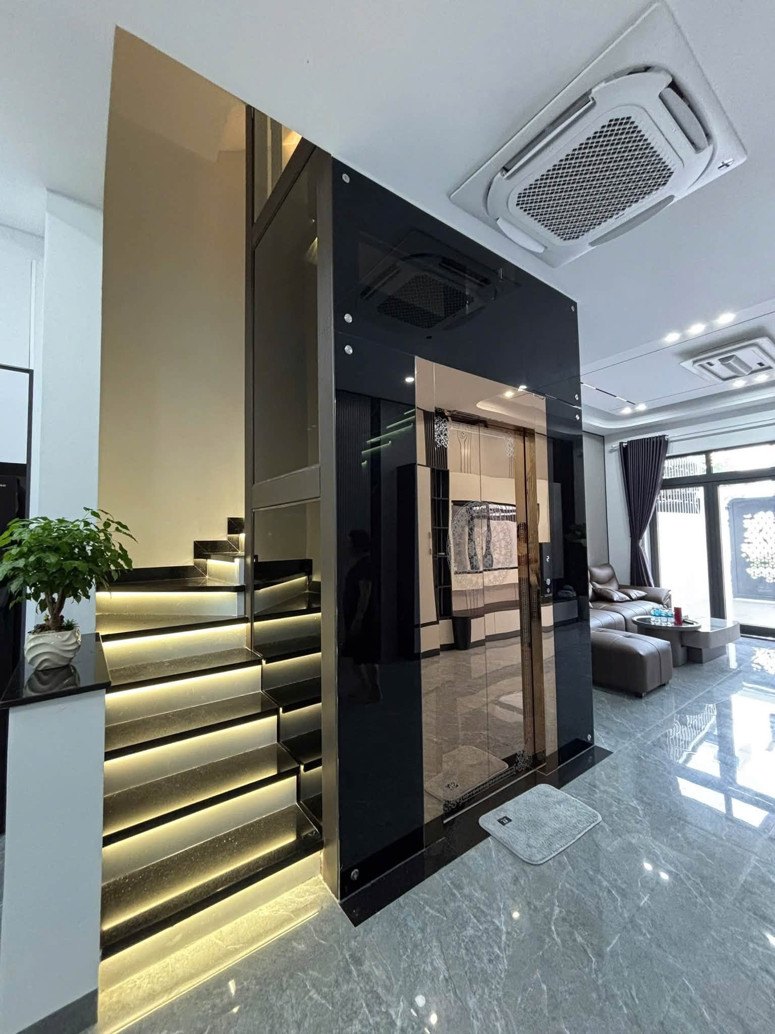Bán nhà 3 tầng 1 tum 100m² Mỹ Gia Nha Trang 9 tỷ 350 - Ảnh thu nhỏ 3